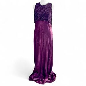 Vintage 90’s Steppin Out Purple Lace Evening Gown